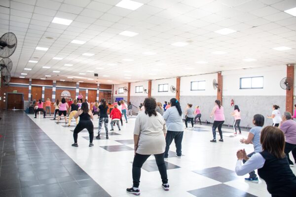 196-Clase-de-Gimnasia-Adaptada-(2)