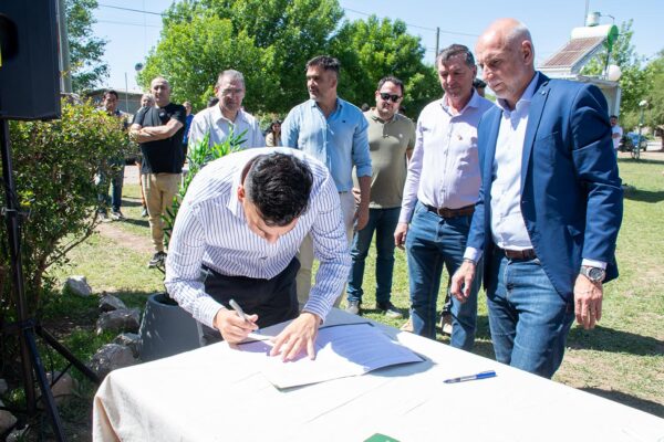 199-Firma-de-Convenio-por-el-Ambiente-(17)