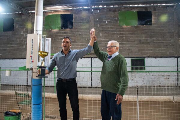 235 Entrega de fondo club (3)_1