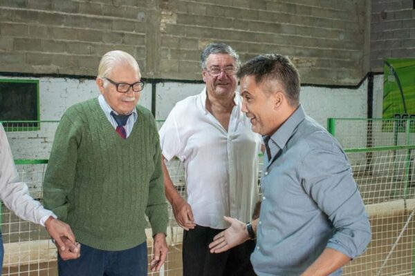 235 Entrega de fondo club (4)