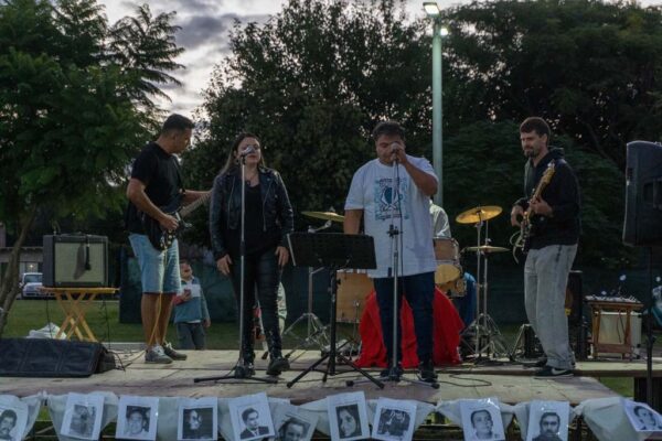 245 A 50 años del último golpe, nos encontramos para hacer memoria (152)