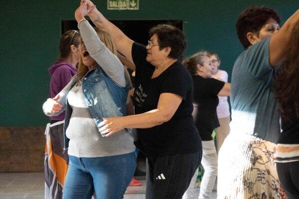 257 Adultos mayores en movimiento (10)