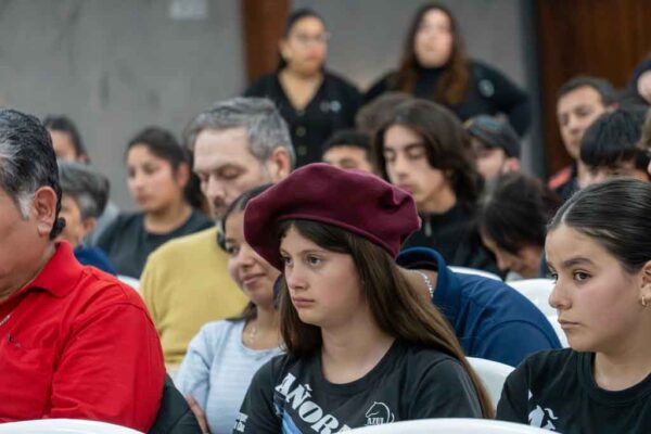 335 VPSA le da voz y decision a sus jovenes (6)