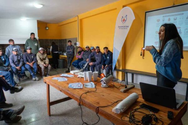339 Charla de salud (1)