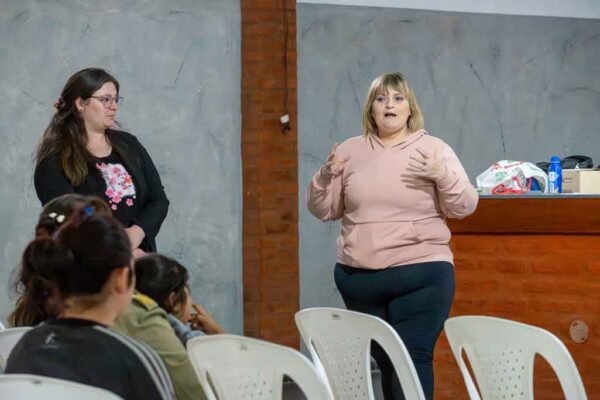 344 MÁS ALLÁ DE LA PANTALLA _ Voz · Cuerpo · Vínculo (9)