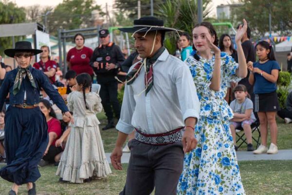 345 Celebramos la Primavera con música, danza y mucha alegría (15)