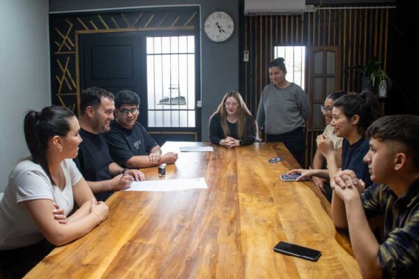 353 El Presupuesto Participativo Joven ya es una realidad en Villa Parque Santa Ana (1)