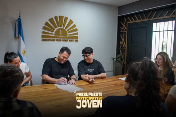 353 El Presupuesto Participativo Joven ya es una realidad en Villa Parque Santa Ana (2)
